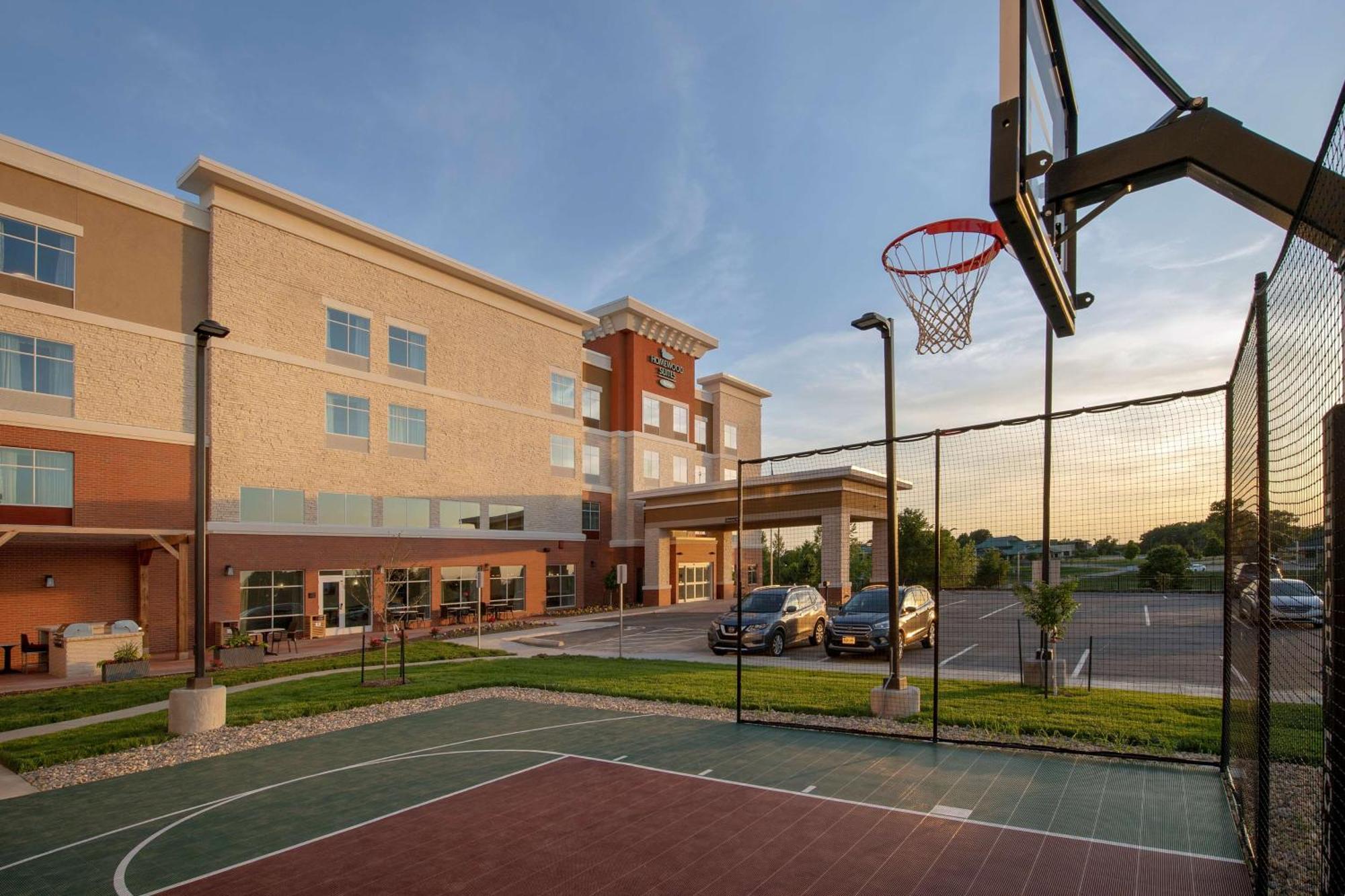 Homewood Suites By Hilton Kansas City Speedway Esterno foto