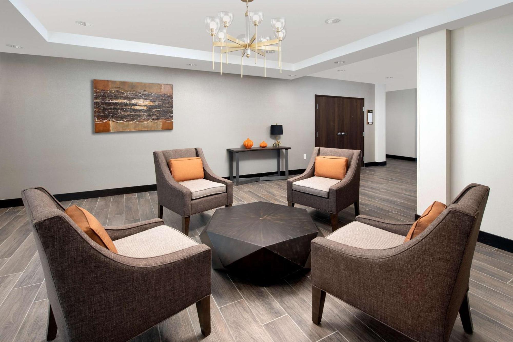 Homewood Suites By Hilton Kansas City Speedway Esterno foto
