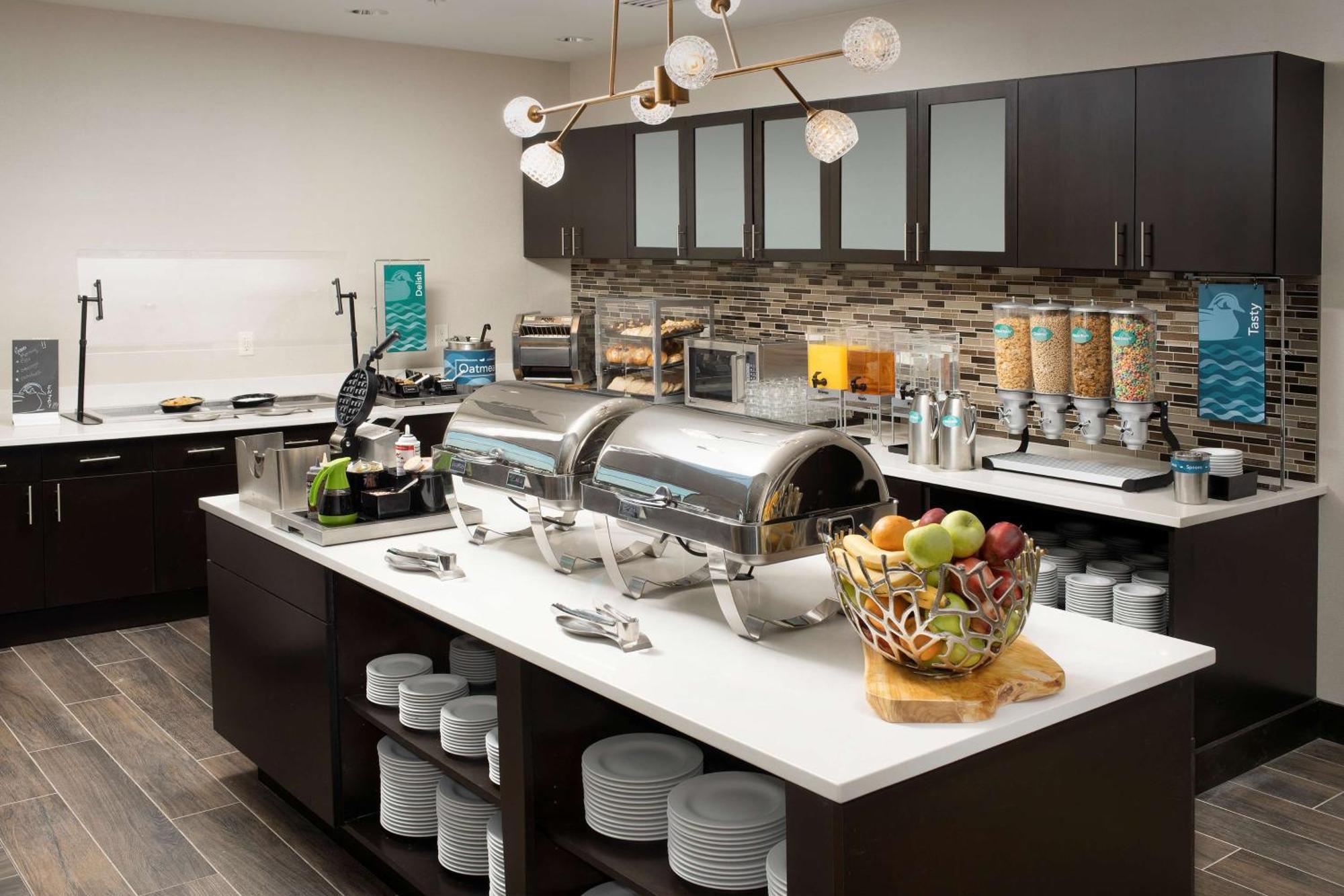 Homewood Suites By Hilton Kansas City Speedway Esterno foto