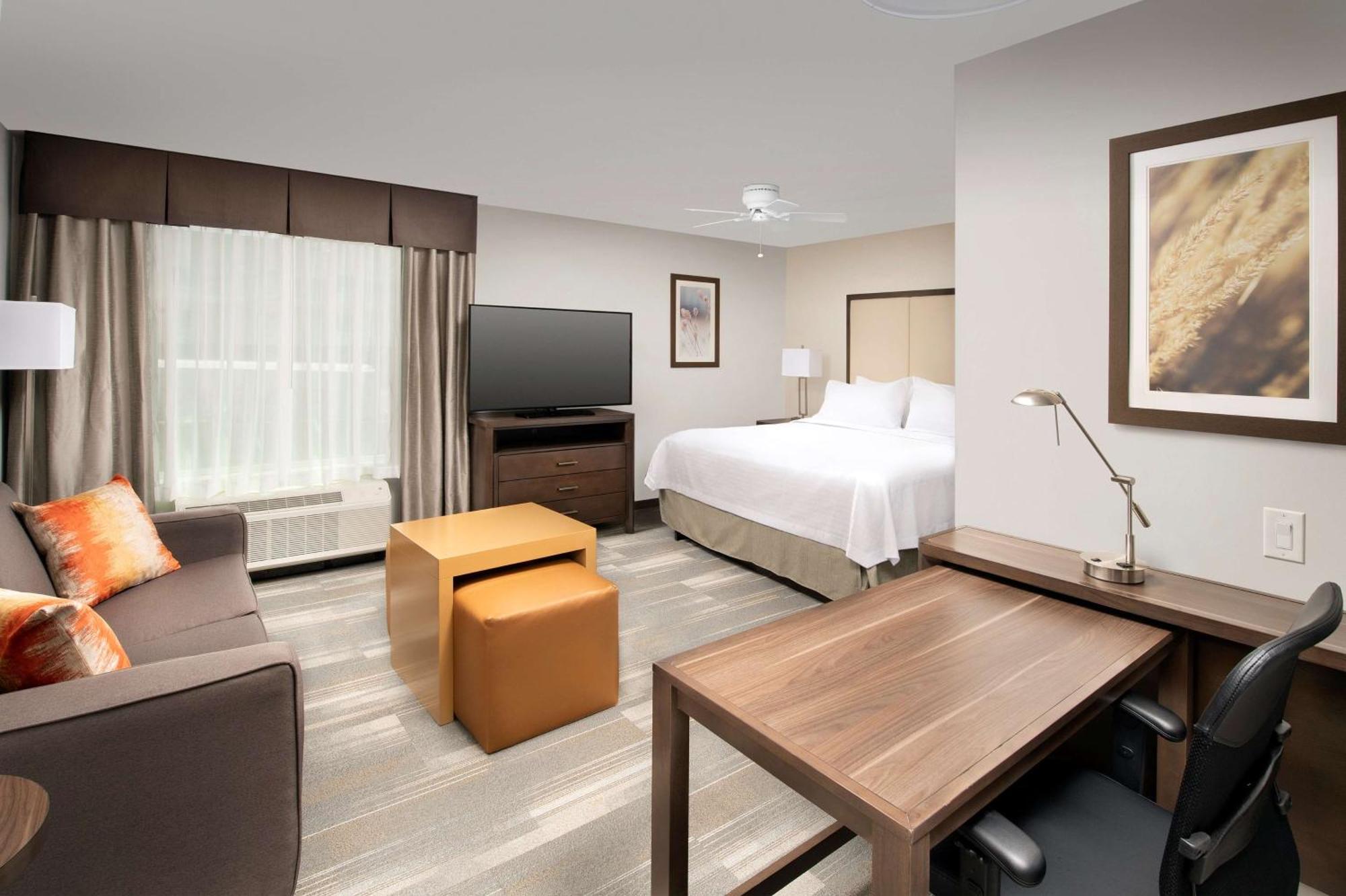 Homewood Suites By Hilton Kansas City Speedway Esterno foto