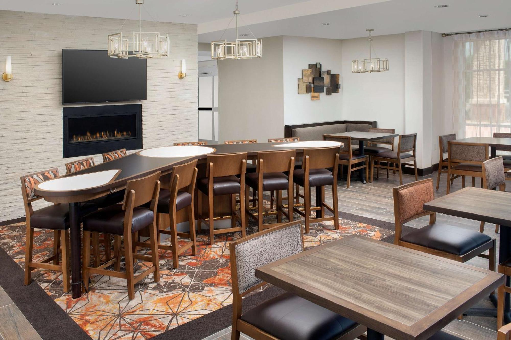 Homewood Suites By Hilton Kansas City Speedway Esterno foto