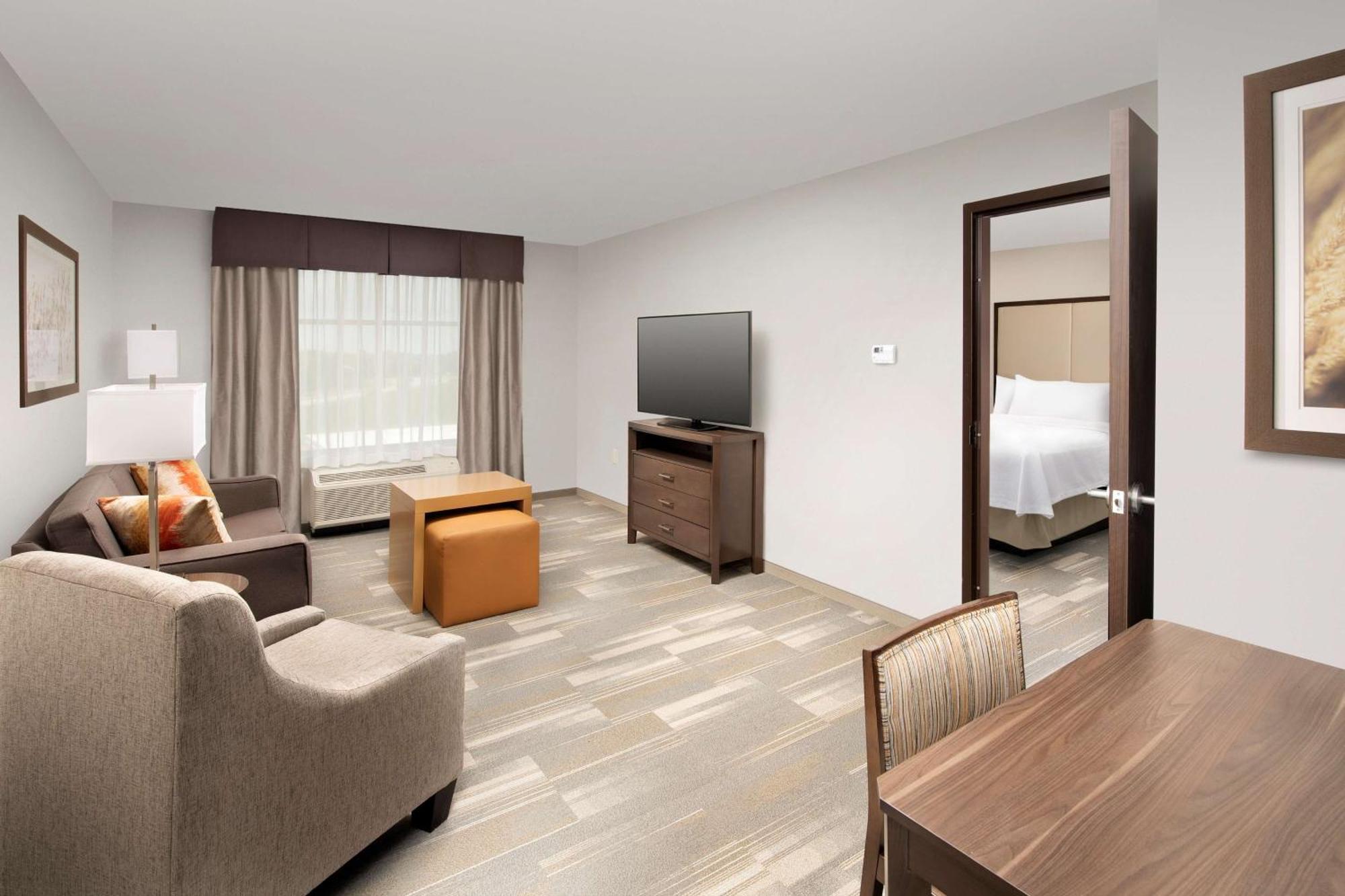 Homewood Suites By Hilton Kansas City Speedway Esterno foto